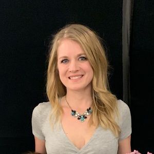 Meet your Posher, Emily